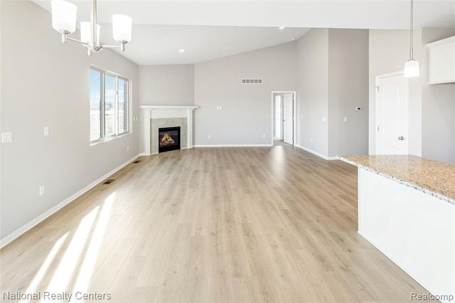 53240 Woodland Meadows, Chesterfield, MI 48047