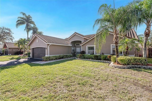 881 SW 126th Way, Davie, FL 33325