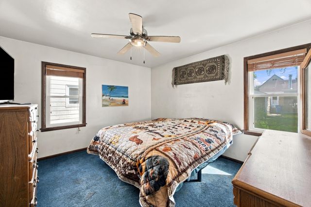 1614 6th Street S, Fargo, ND 58103