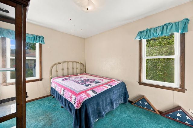 1614 6th Street S, Fargo, ND 58103