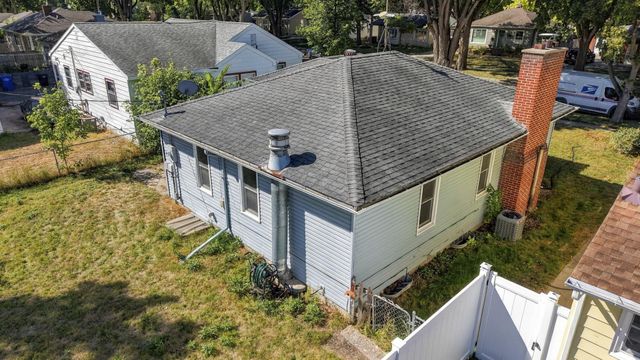 1614 6th Street S, Fargo, ND 58103