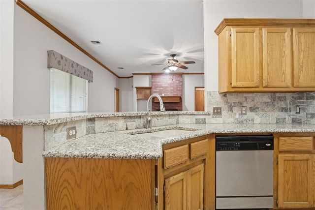 2810 SE 27th Circle, Choctaw, OK 73020