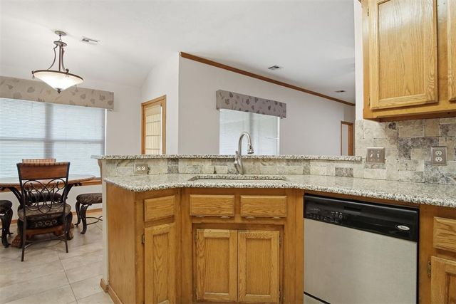 2810 SE 27th Circle, Choctaw, OK 73020