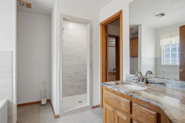 2810 SE 27th Circle, Choctaw, OK 73020