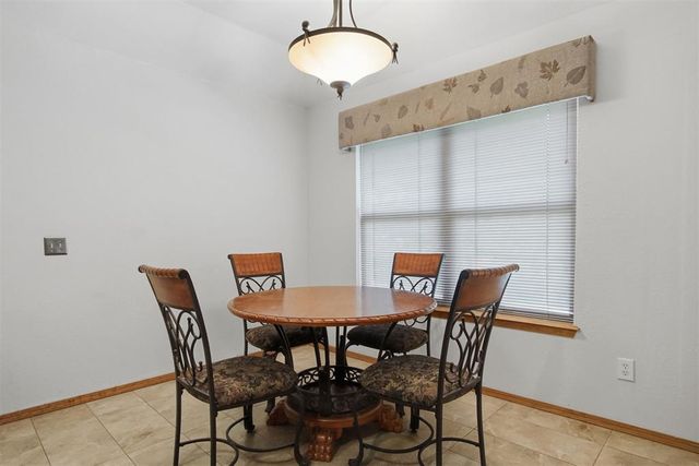 2810 SE 27th Circle, Choctaw, OK 73020