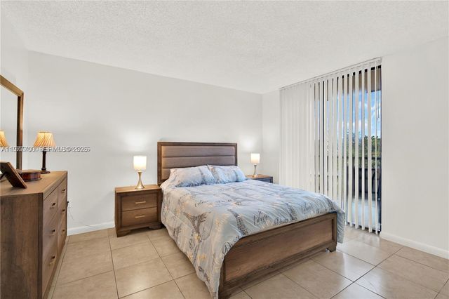 8730 SW 133rd Ave Rd 417, Miami, FL 33183