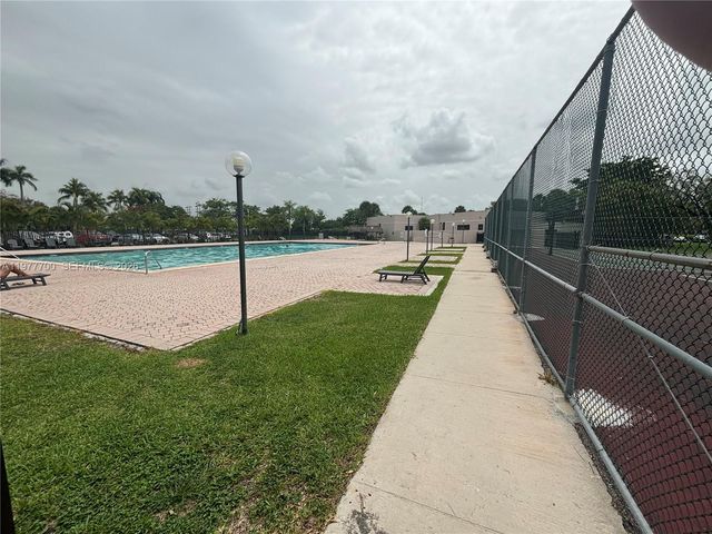 8730 SW 133rd Ave Rd 417, Miami, FL 33183