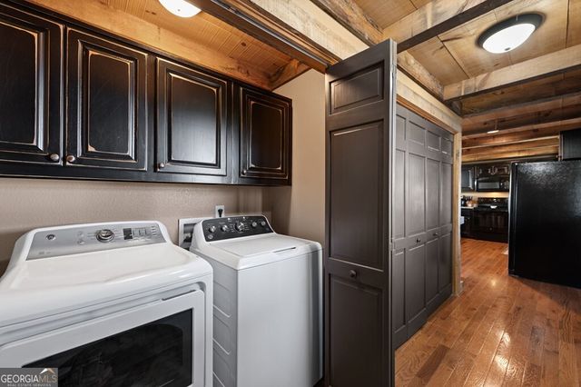 196 S Williamstown Ridge, Mineral Bluff, GA 30559