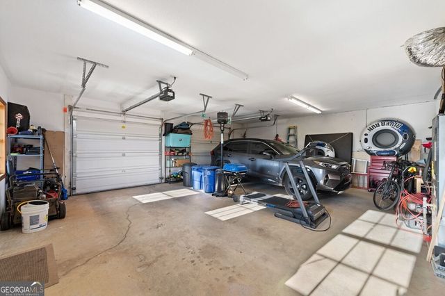 196 S Williamstown Ridge, Mineral Bluff, GA 30559