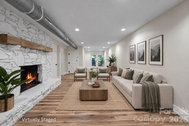 156 State Street, Asheville, NC 28806