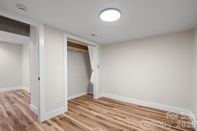 156 State Street, Asheville, NC 28806
