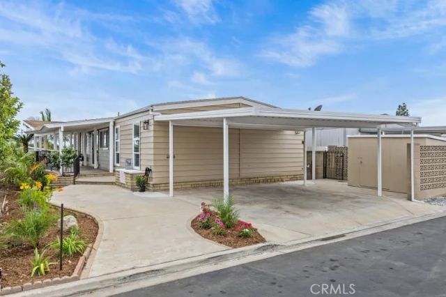 14044 Lake Crest 77, La Mirada, CA 90638