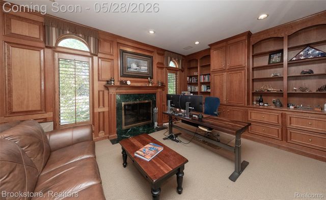 1494 HIGHPOINT, Oakland Charter Township, MI 48306