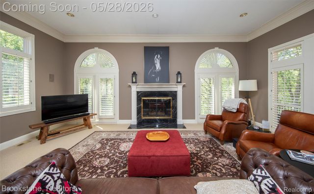 1494 HIGHPOINT, Oakland Charter Township, MI 48306