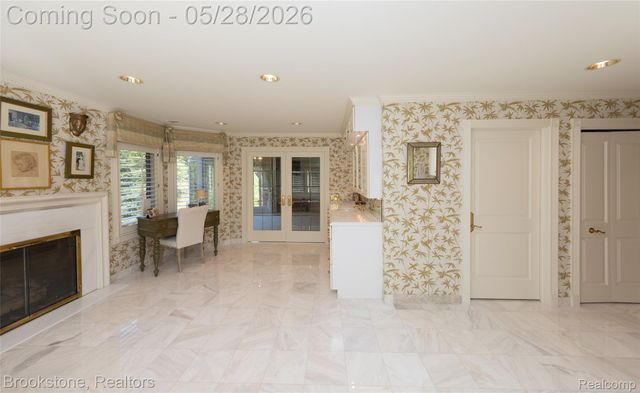 1494 HIGHPOINT, Oakland Charter Township, MI 48306