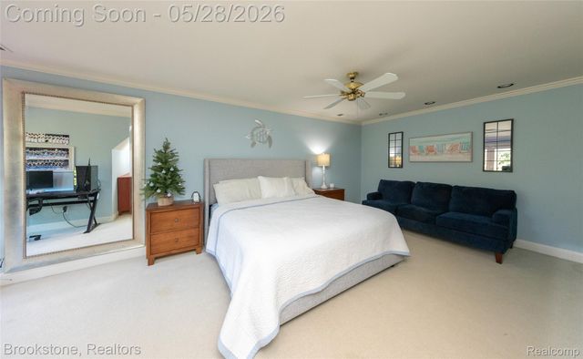 1494 HIGHPOINT, Oakland Charter Township, MI 48306