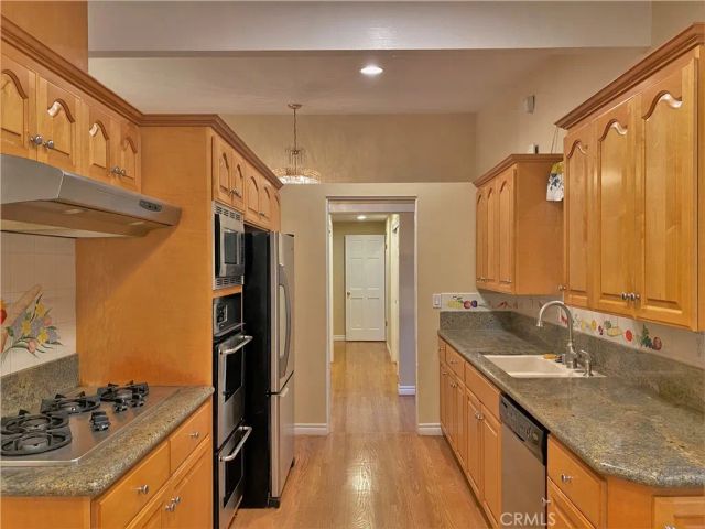 42 Rollingwood Drive, Rolling Hills Estates, CA 90274