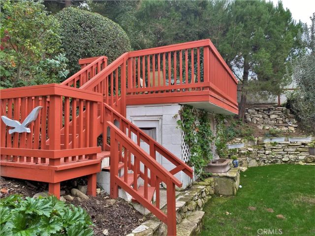 42 Rollingwood Drive, Rolling Hills Estates, CA 90274