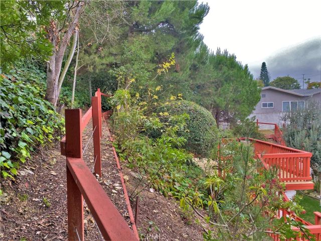 42 Rollingwood Drive, Rolling Hills Estates, CA 90274