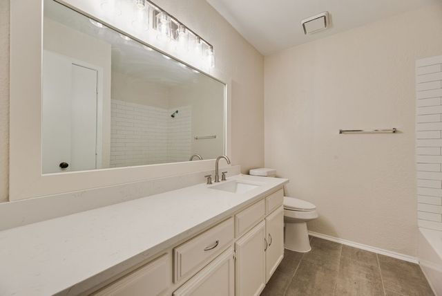 105 Wildwood Court, Grapevine, TX 76051
