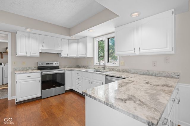 12150 Sunrise Court, Indianapolis, IN 46229