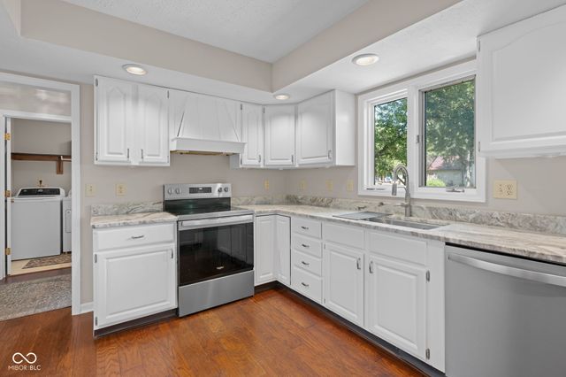 12150 Sunrise Court, Indianapolis, IN 46229