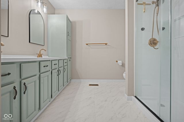 12150 Sunrise Court, Indianapolis, IN 46229