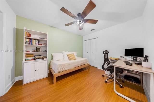 12158 SW 5th Ct, Pembroke Pines, FL 33025