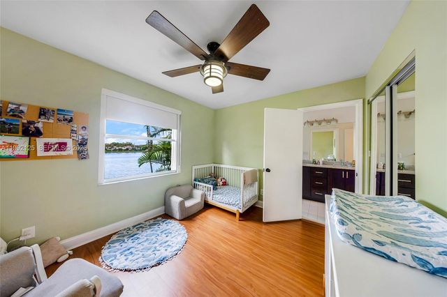 12158 SW 5th Ct, Pembroke Pines, FL 33025