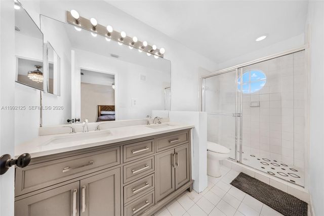 12158 SW 5th Ct, Pembroke Pines, FL 33025