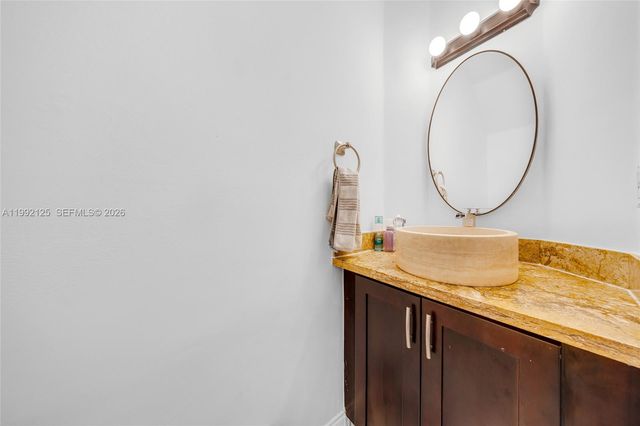 12158 SW 5th Ct, Pembroke Pines, FL 33025