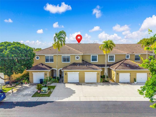 12158 SW 5th Ct, Pembroke Pines, FL 33025