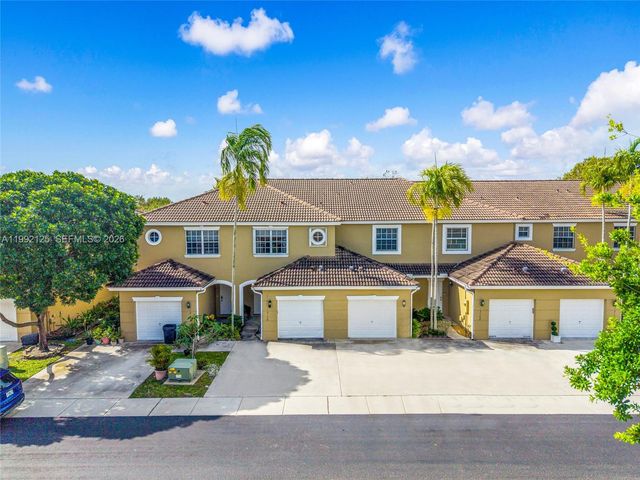 12158 SW 5th Ct, Pembroke Pines, FL 33025