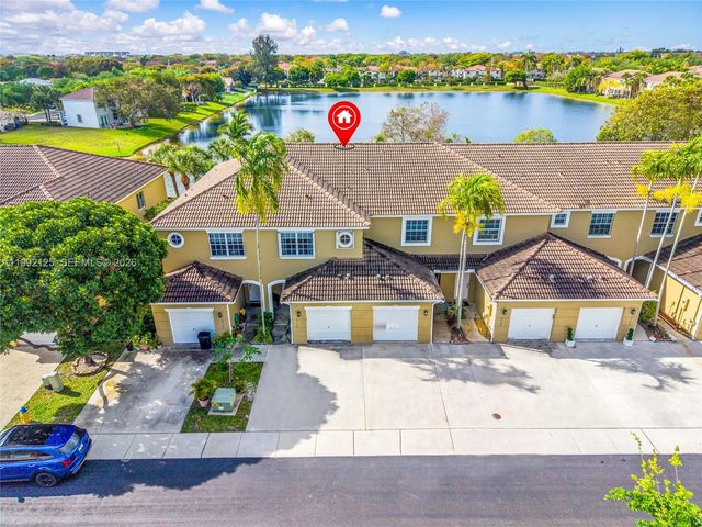 12158 SW 5th Ct, Pembroke Pines, FL 33025