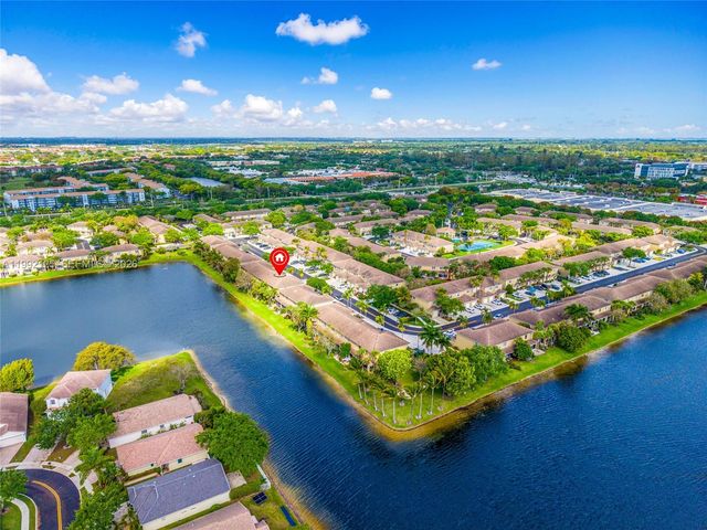 12158 SW 5th Ct, Pembroke Pines, FL 33025