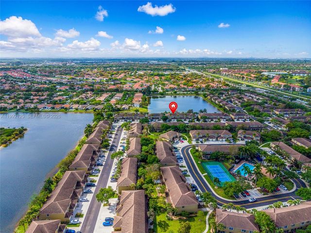 12158 SW 5th Ct, Pembroke Pines, FL 33025