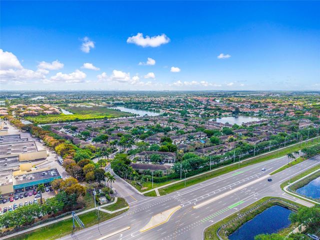 12158 SW 5th Ct, Pembroke Pines, FL 33025