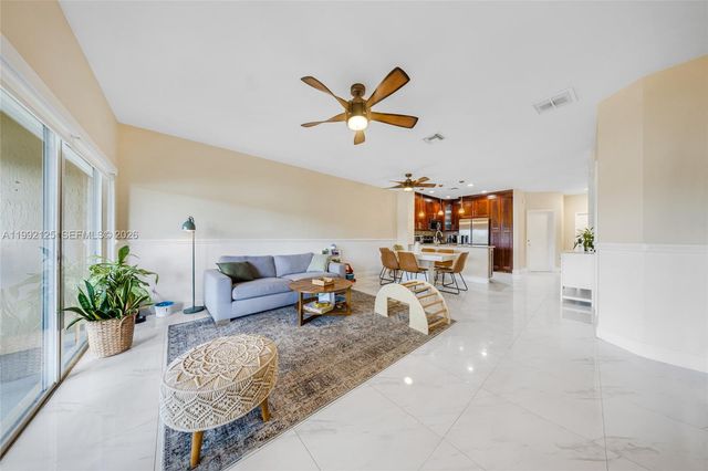 12158 SW 5th Ct, Pembroke Pines, FL 33025