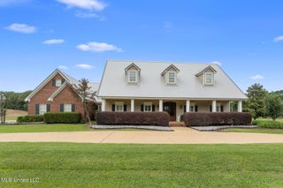 1600 Wright Road, Raymond, MS 39154