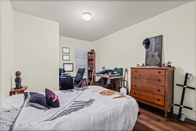 7039 DEER LODGE Circle 107, Jacksonville, FL 32256