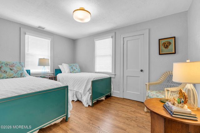 204 Monroe Avenue, Spring Lake, NJ 07762