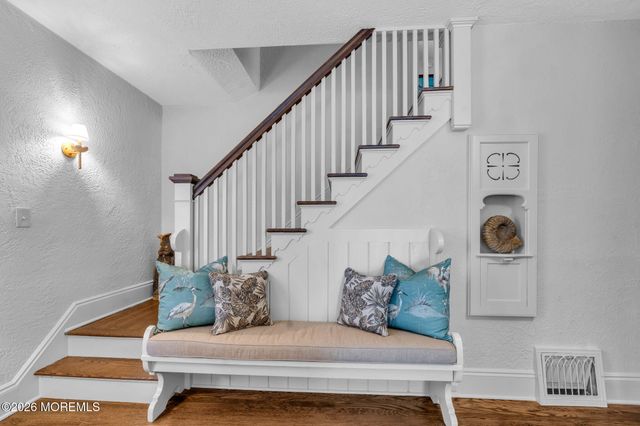 204 Monroe Avenue, Spring Lake, NJ 07762