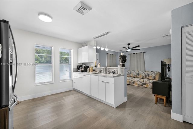 3231 SW 25th Street, Miami, FL 33133
