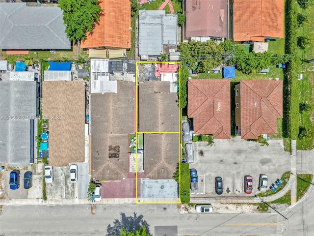 3231 SW 25th Street, Miami, FL 33133