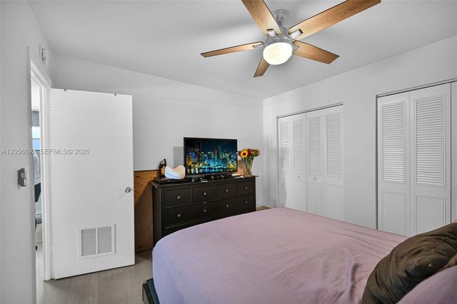 3231 SW 25th Street, Miami, FL 33133
