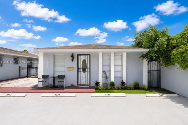 3231 SW 25th Street, Miami, FL 33133