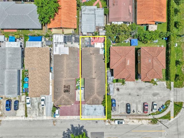 3231 SW 25th Street, Miami, FL 33133