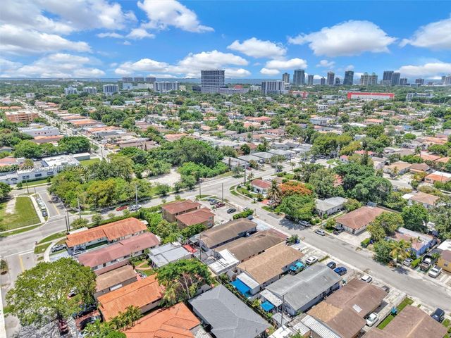 3231 SW 25th Street, Miami, FL 33133