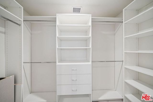 1051 S Corning Street 102, Los Angeles, CA 90035