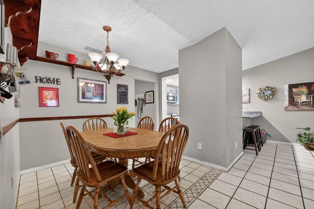 2713 WILLOW OAKS DRIVE, Valrico, FL 33594